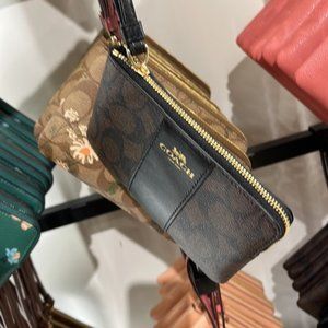 Coach Corner Zip Wristlet In Signature Canvas Gold/Brown Black